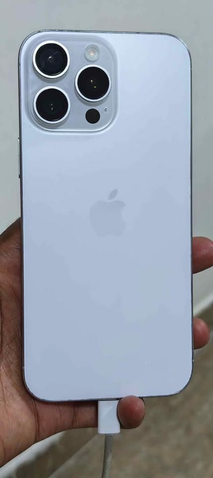 iPhone 16 promax